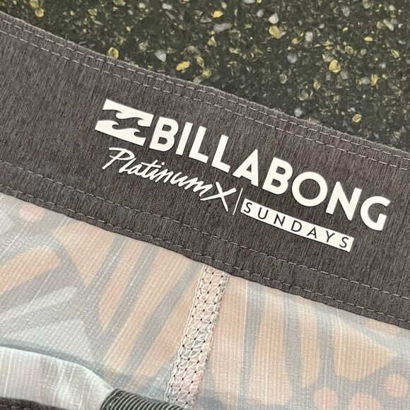 Billabong Platinum Sundays Board Shorts. Size 36. - Picture 5 of 7